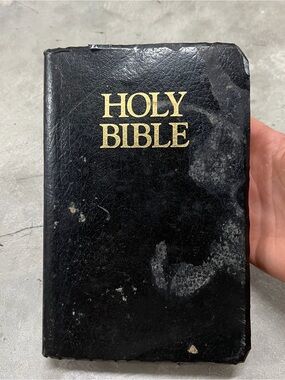 Holy Bible King James Version Giant Print Black Leather Words Of Christ In Red